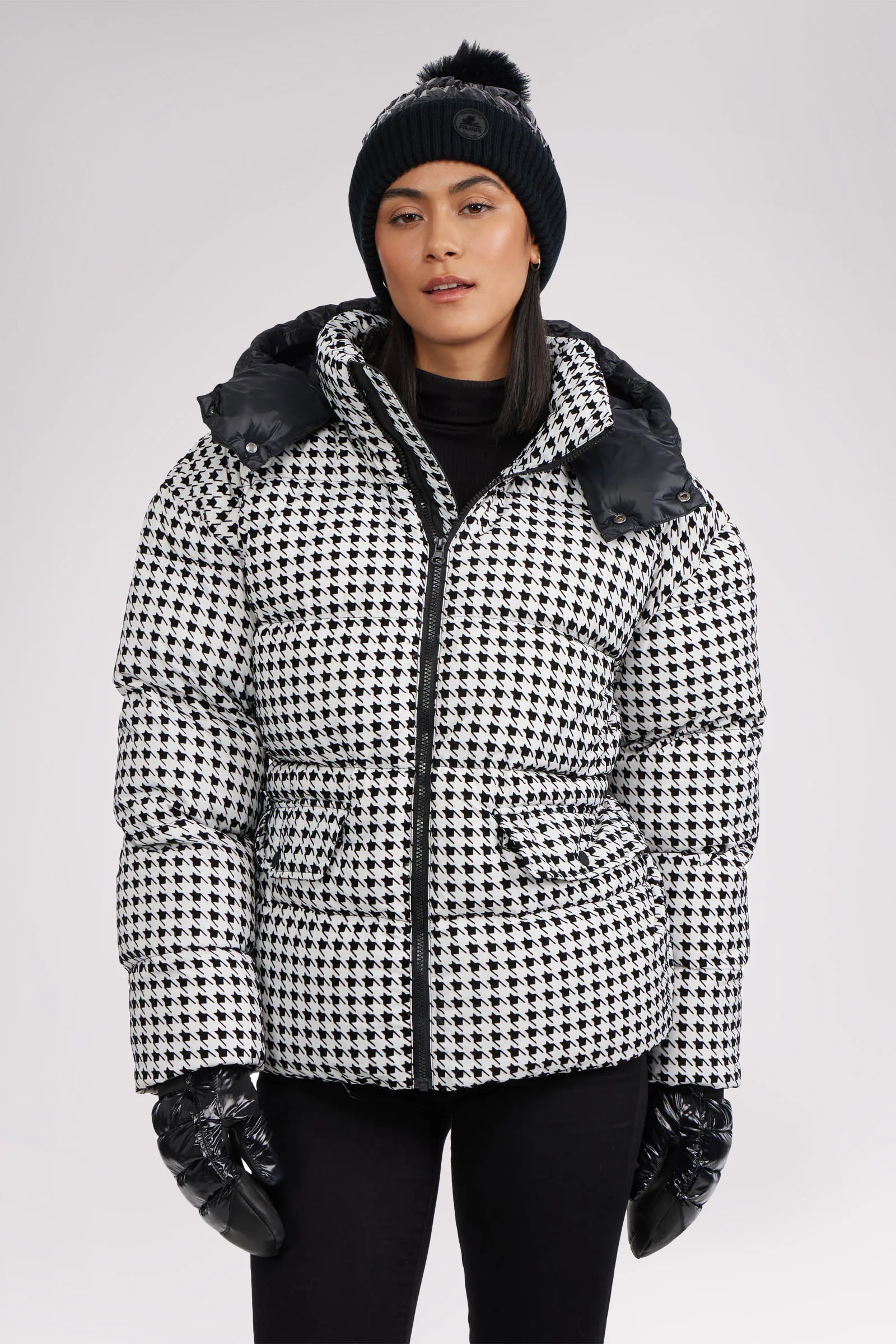 Ascella Women's Boxy Fit Houndstooth Short Puffer Jacket - Image 2