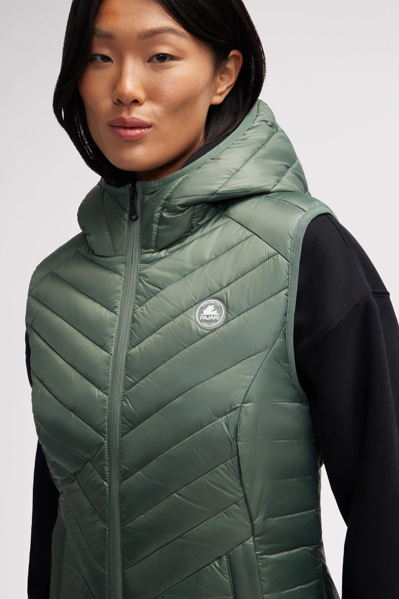Colette Women’s Lightweight Packable Puffer Vest - Image 5