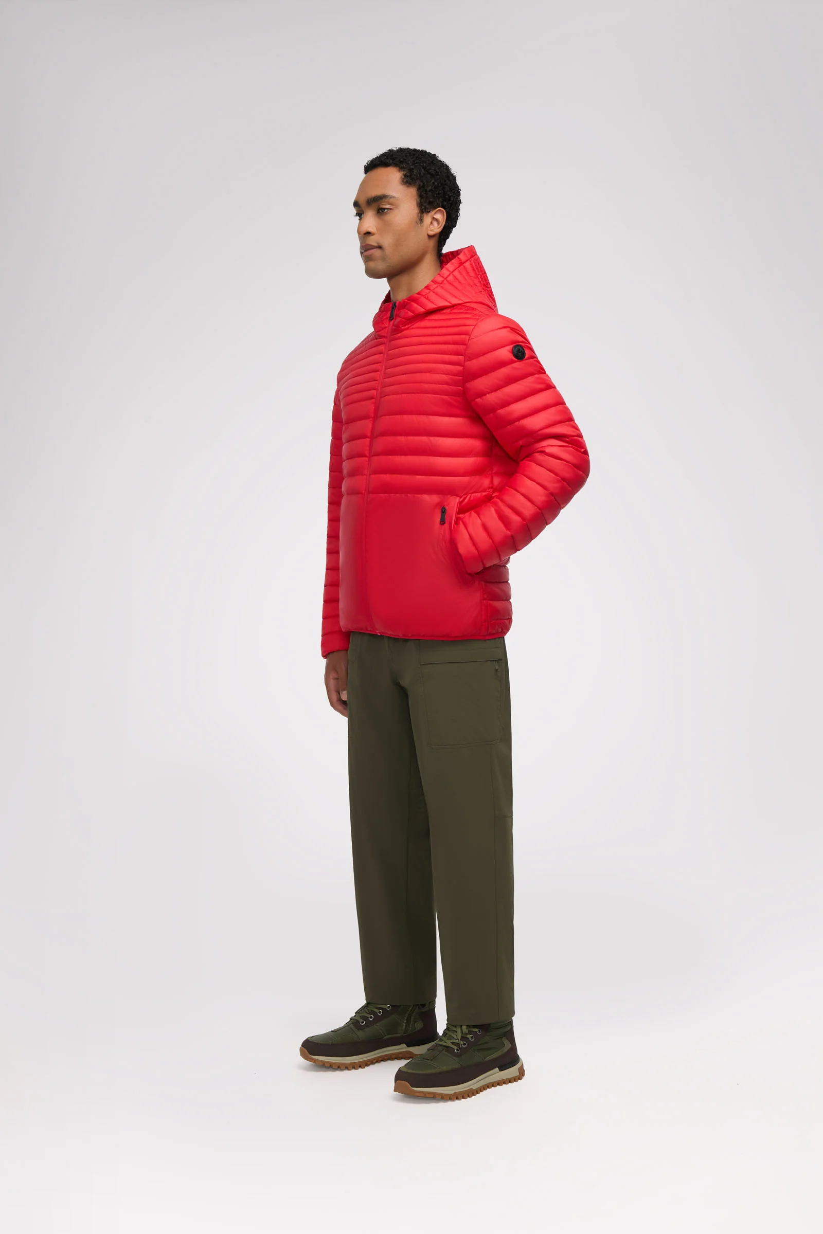 Eriksson Men's Lightweight Packable Puffer - Image 17