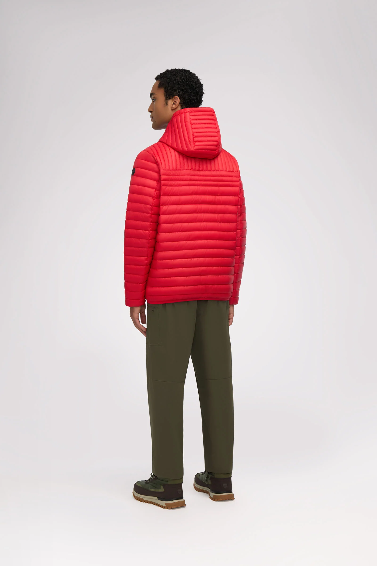 Eriksson Men's Lightweight Packable Puffer - Image 19