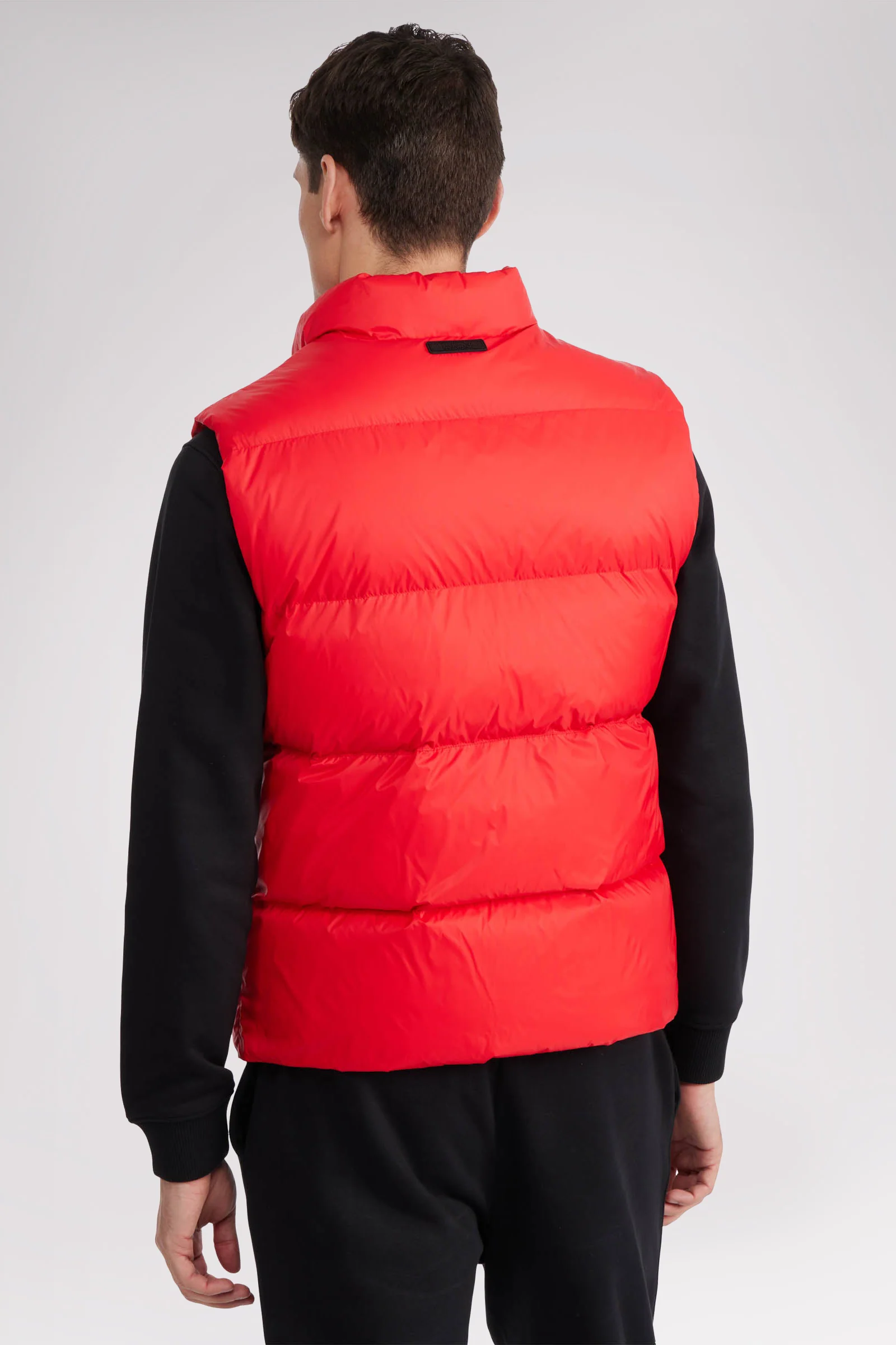 Falkoner Men's Quilted Puffer Vest - Image 14