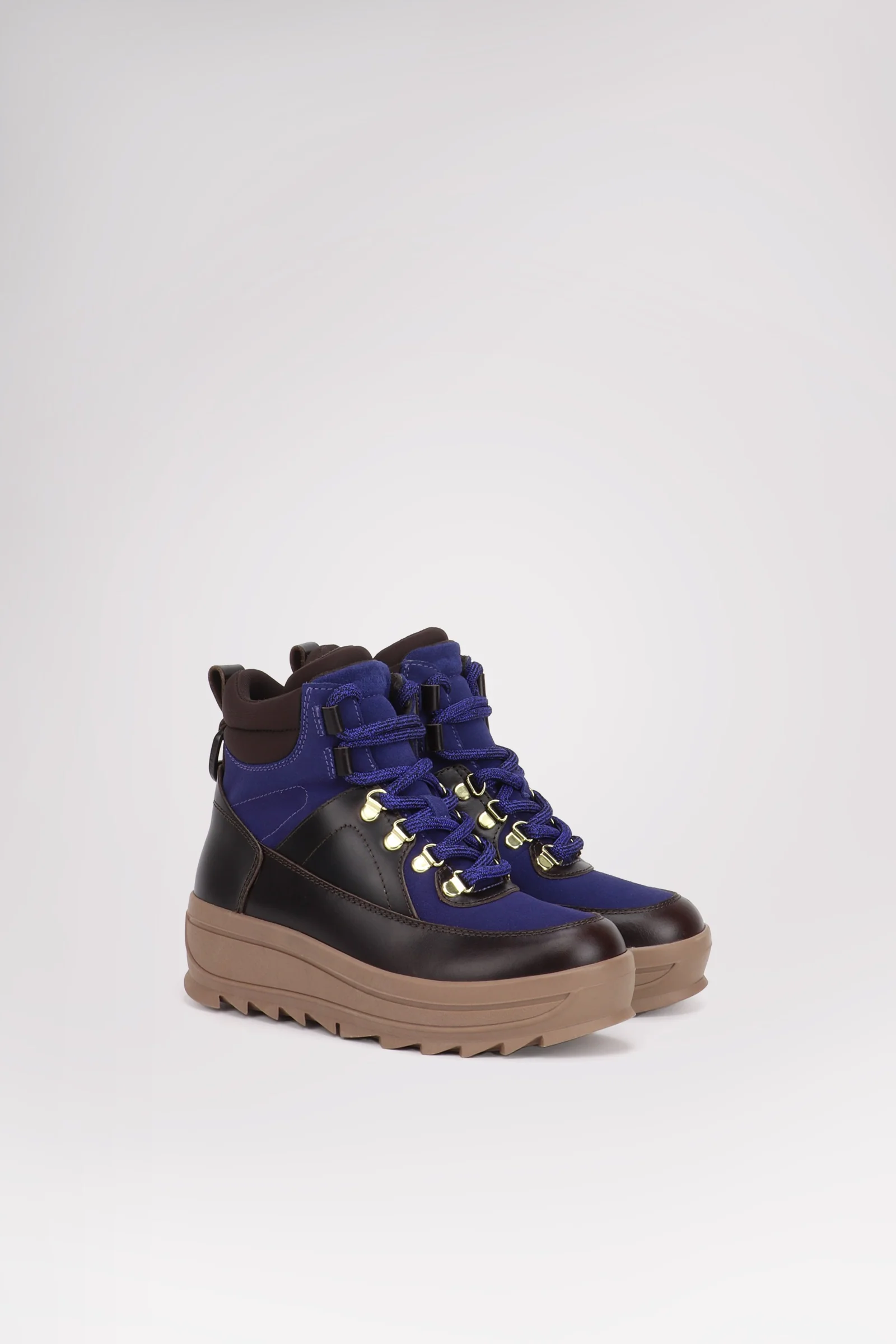 Galpina Women's Lace Up Boot - Image 21