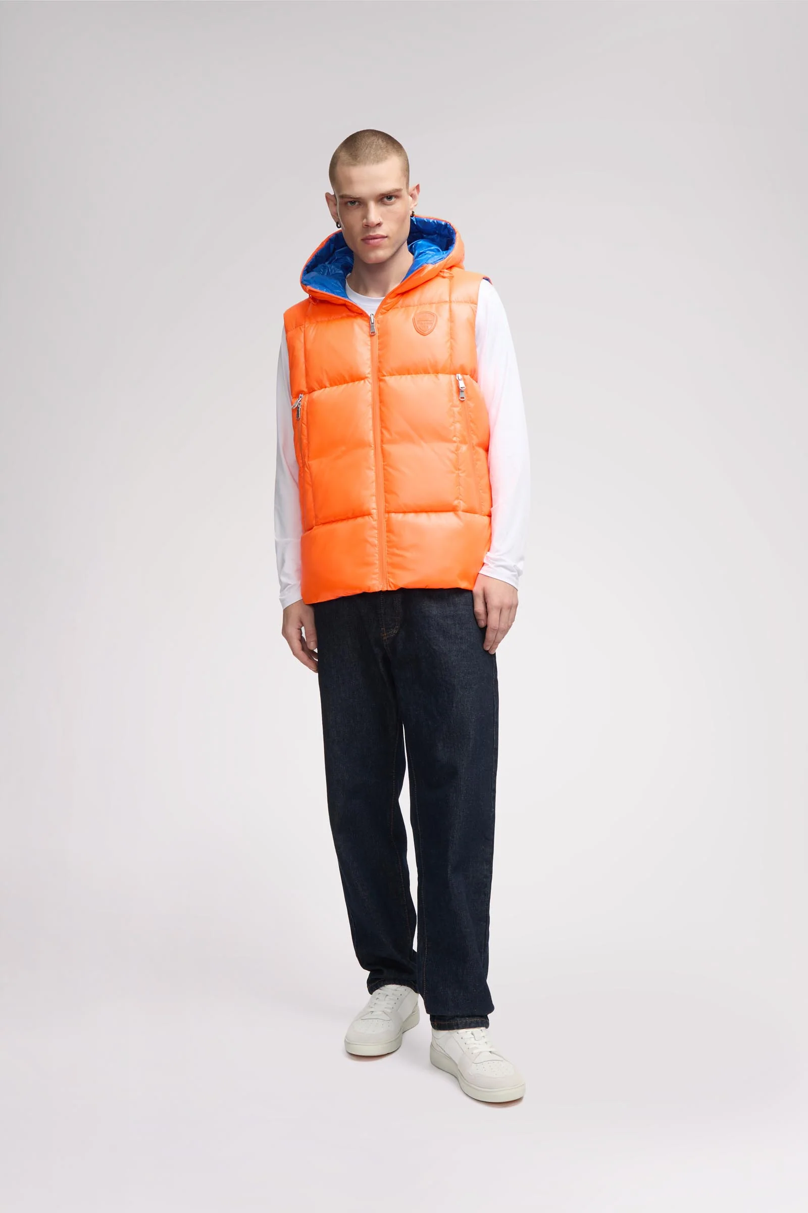 Kirian Men's Reversible Puffer Vest - Image 12