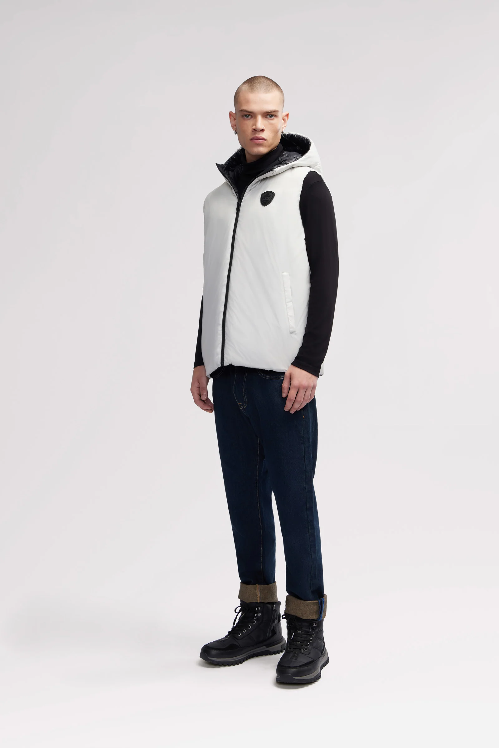 Kirian Men's Reversible Puffer Vest - Image 3