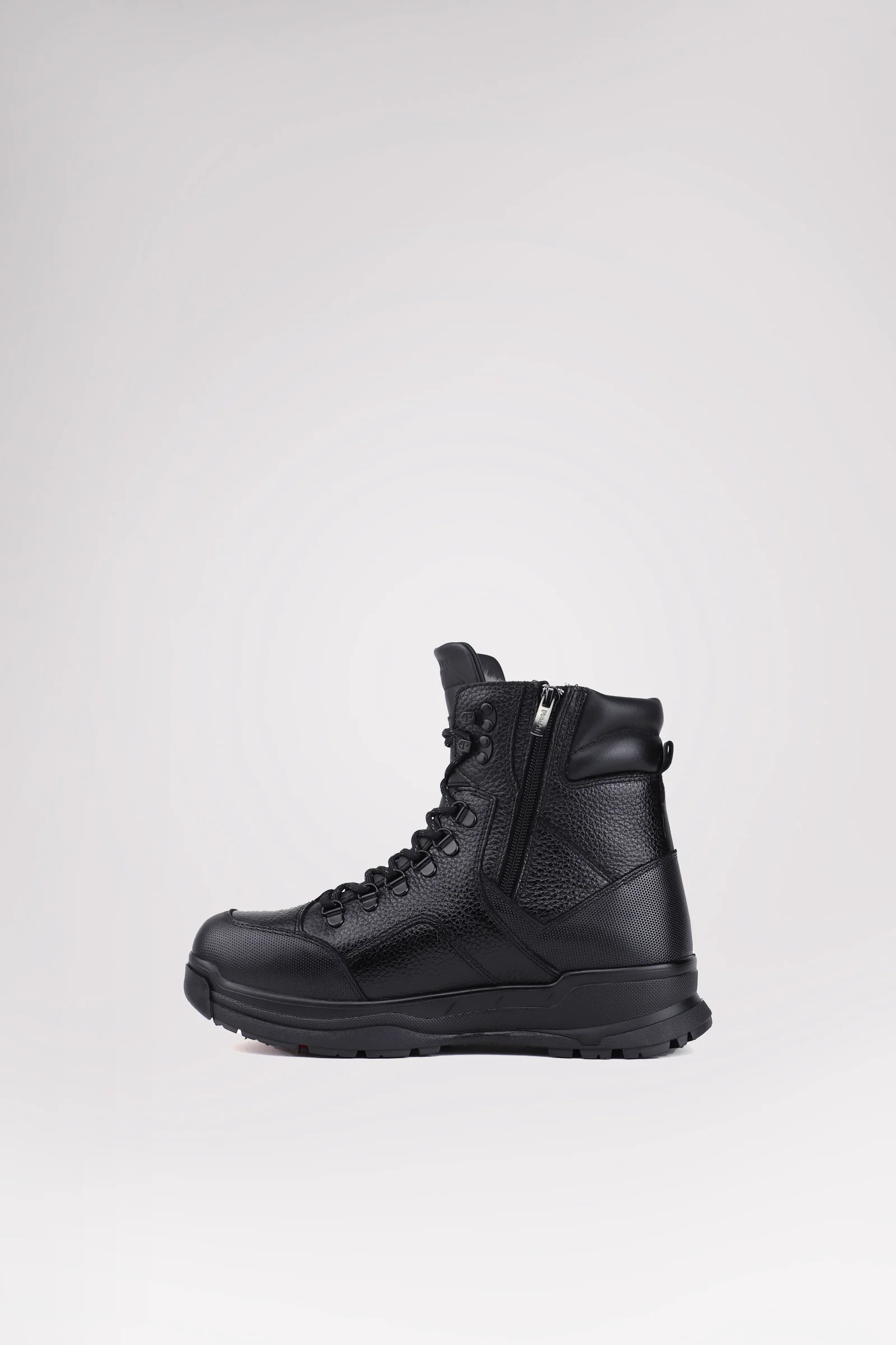 Matis IG Men's Heritage Boot w/ Ice Gripper - Image 4