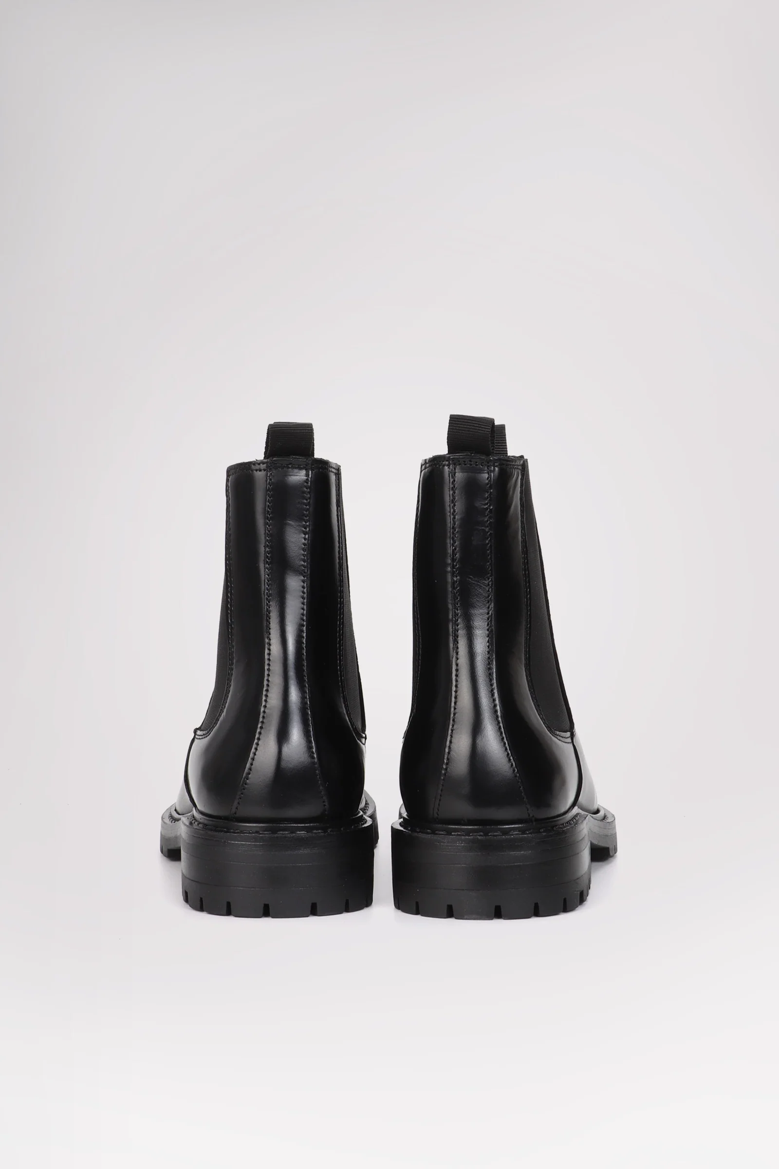 Pete Men's Chelsea Boot - Image 5