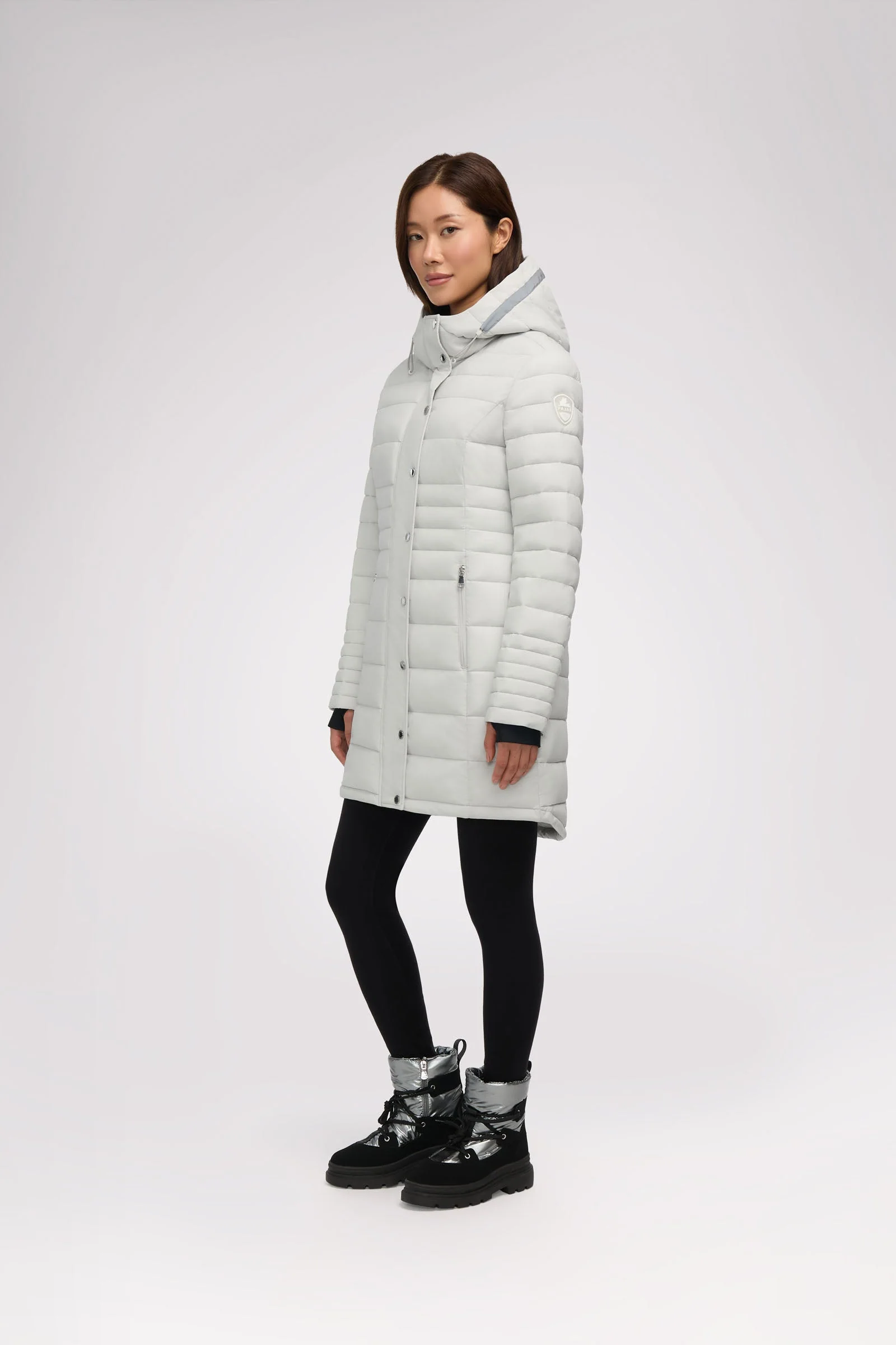 Willow Women's Stretch Lightweight Puffer - Image 3
