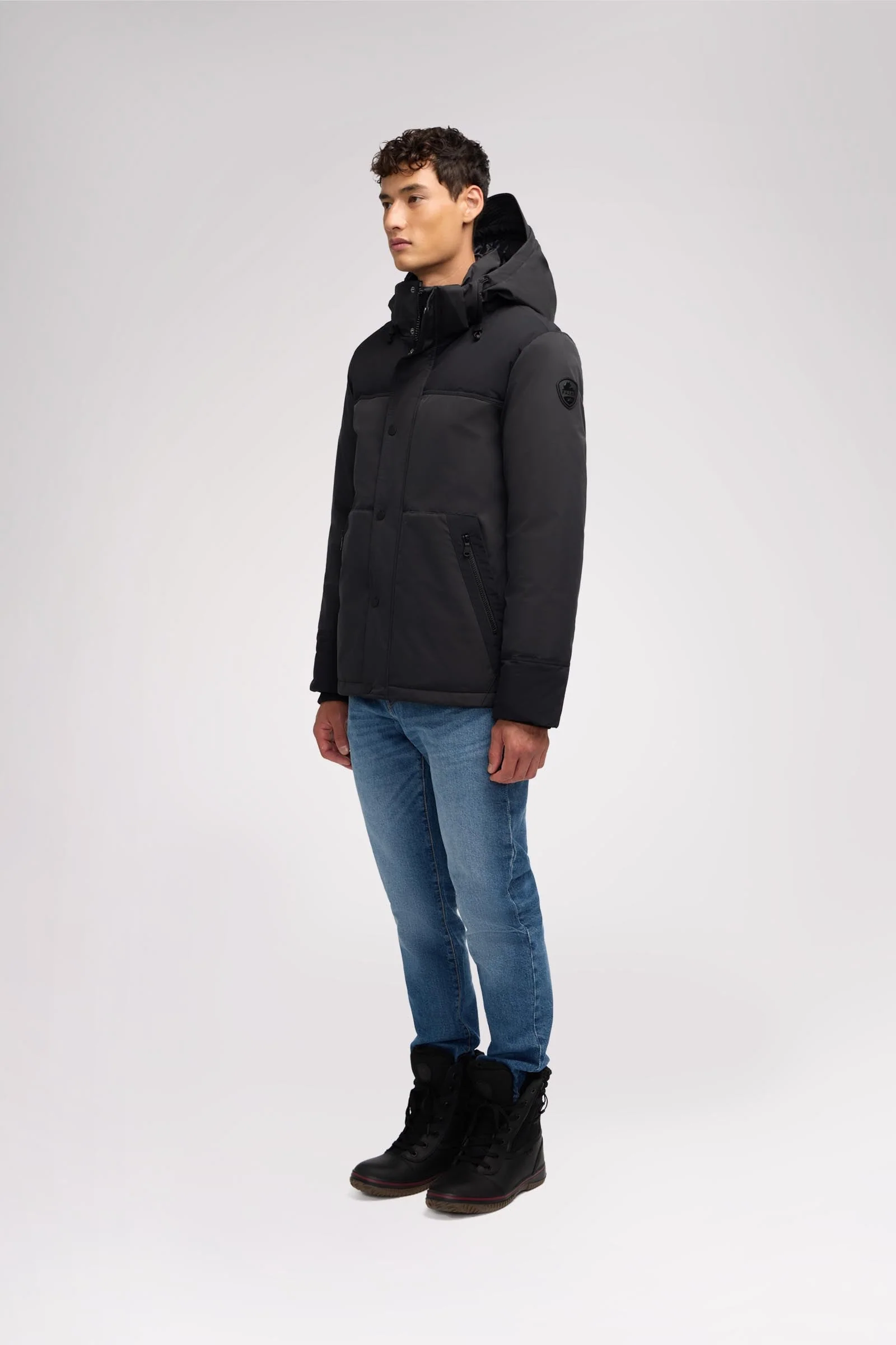 Wiyot Men's Lightweight Jacket - Image 3