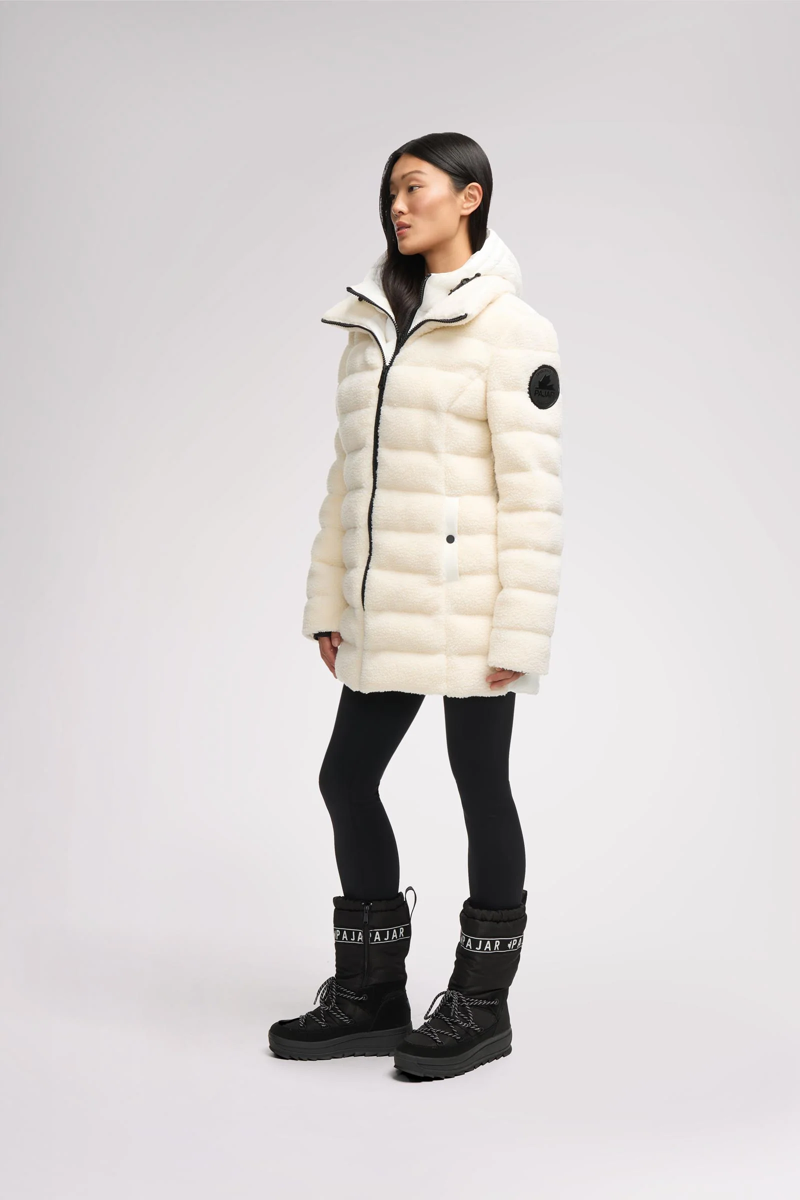Yvaine Women's Lightweight Puffer - Image 3