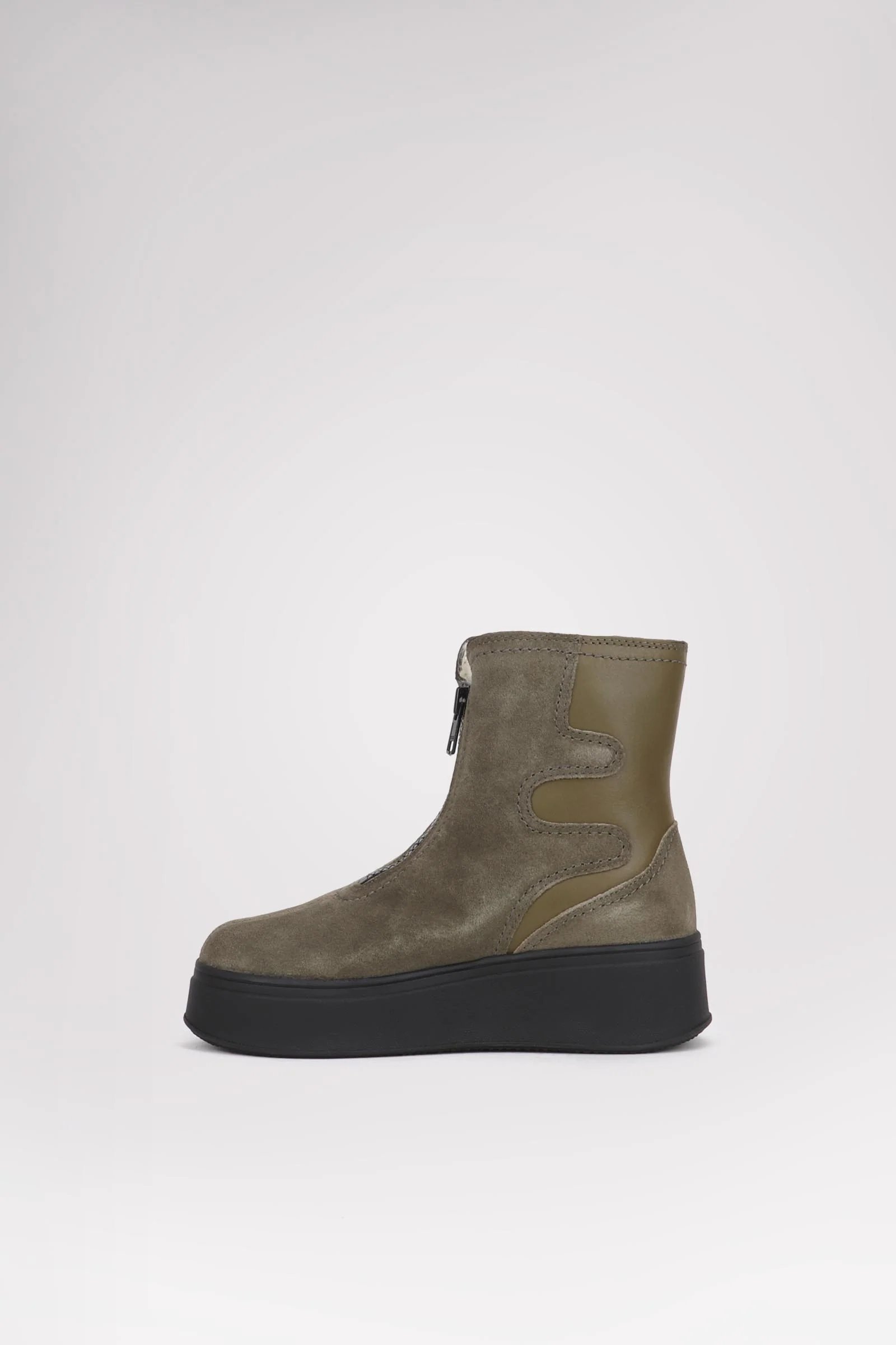Zeke M Women's Heritage Boot - Image 3
